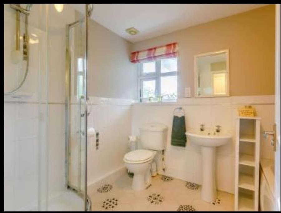 The Nook Located In A Beautiful Garden Setting With Parking Holiday home